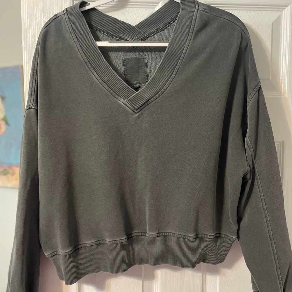 American Eagle Outfitters Gray V-Neck Top